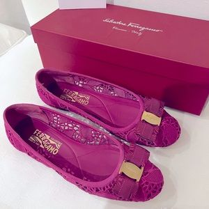 Salvatore Ferragamo Varina Lace Flats Size 7